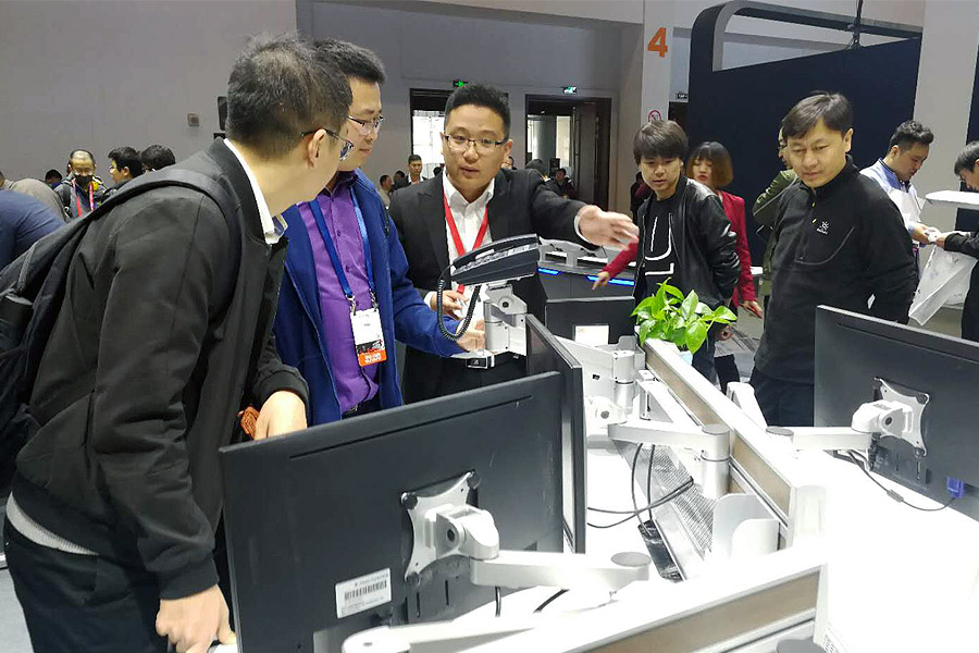 InfoComm 2018展，體驗(yàn)飛馬尖端控制臺